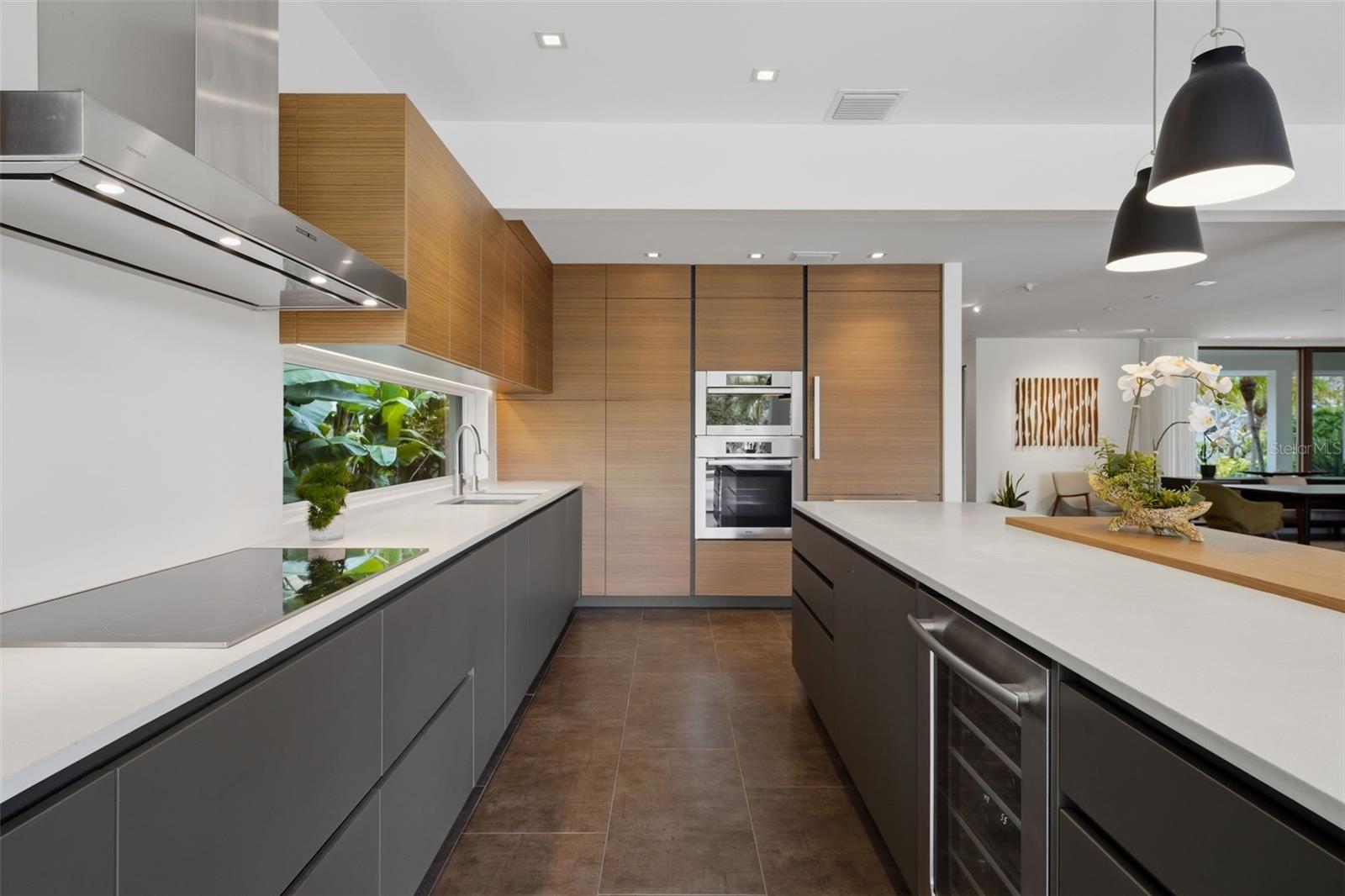 A4681916 Property Photo