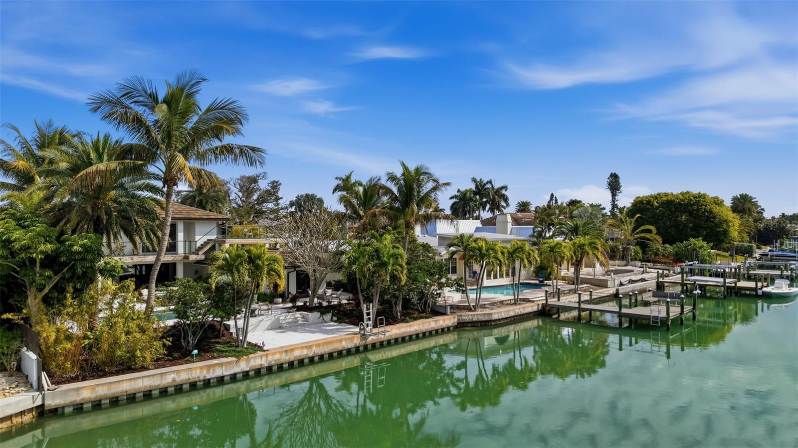 A4681916 Property Photo