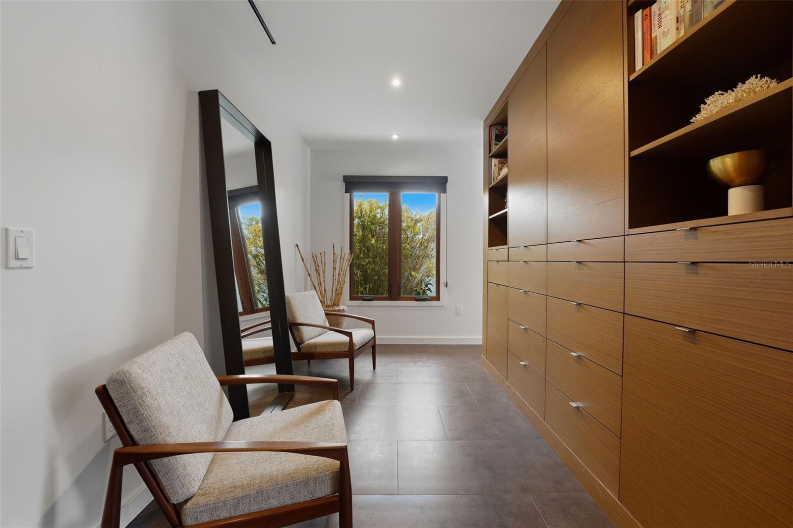 A4681916 Property Photo