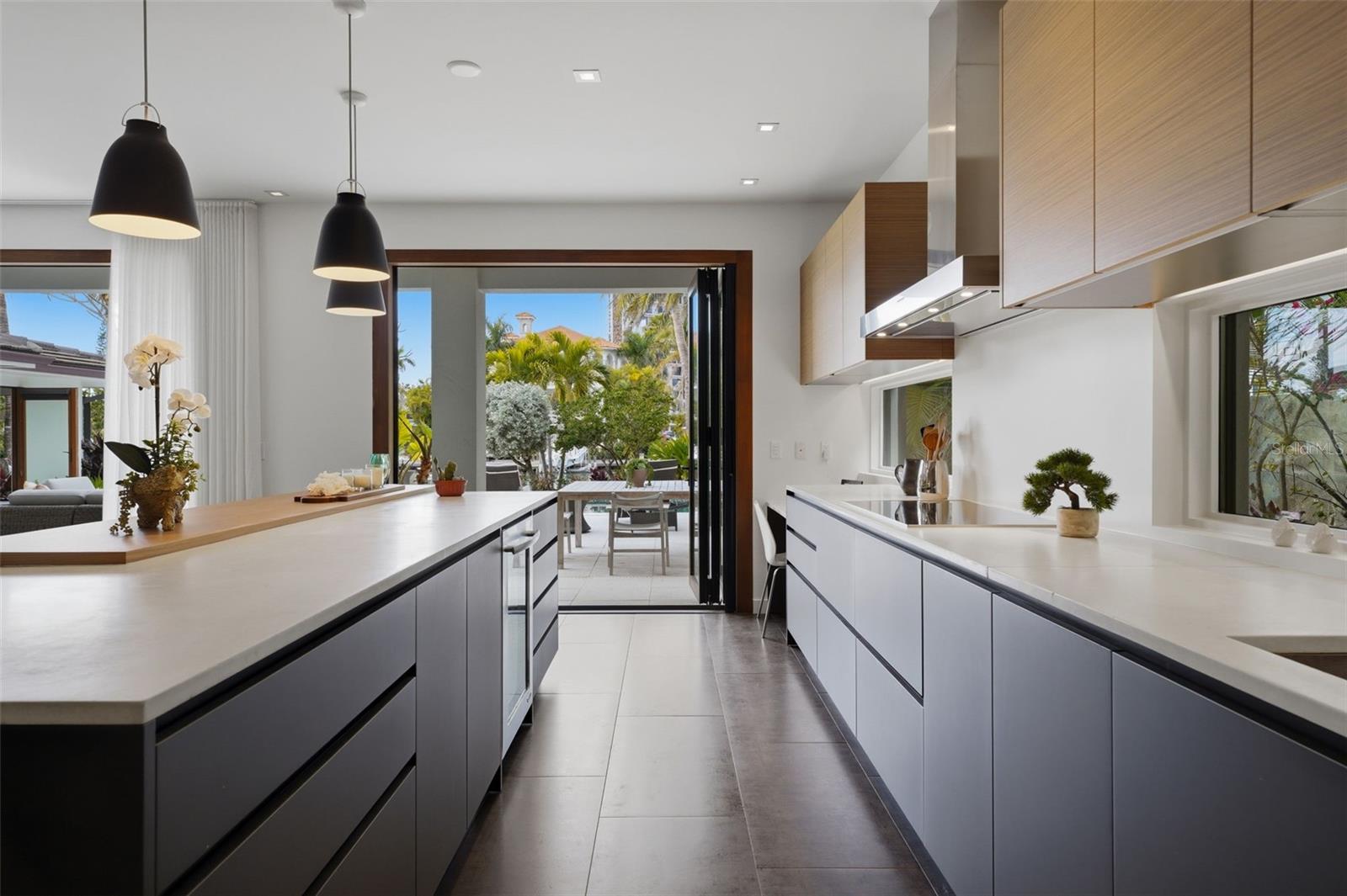 A4681916 Property Photo