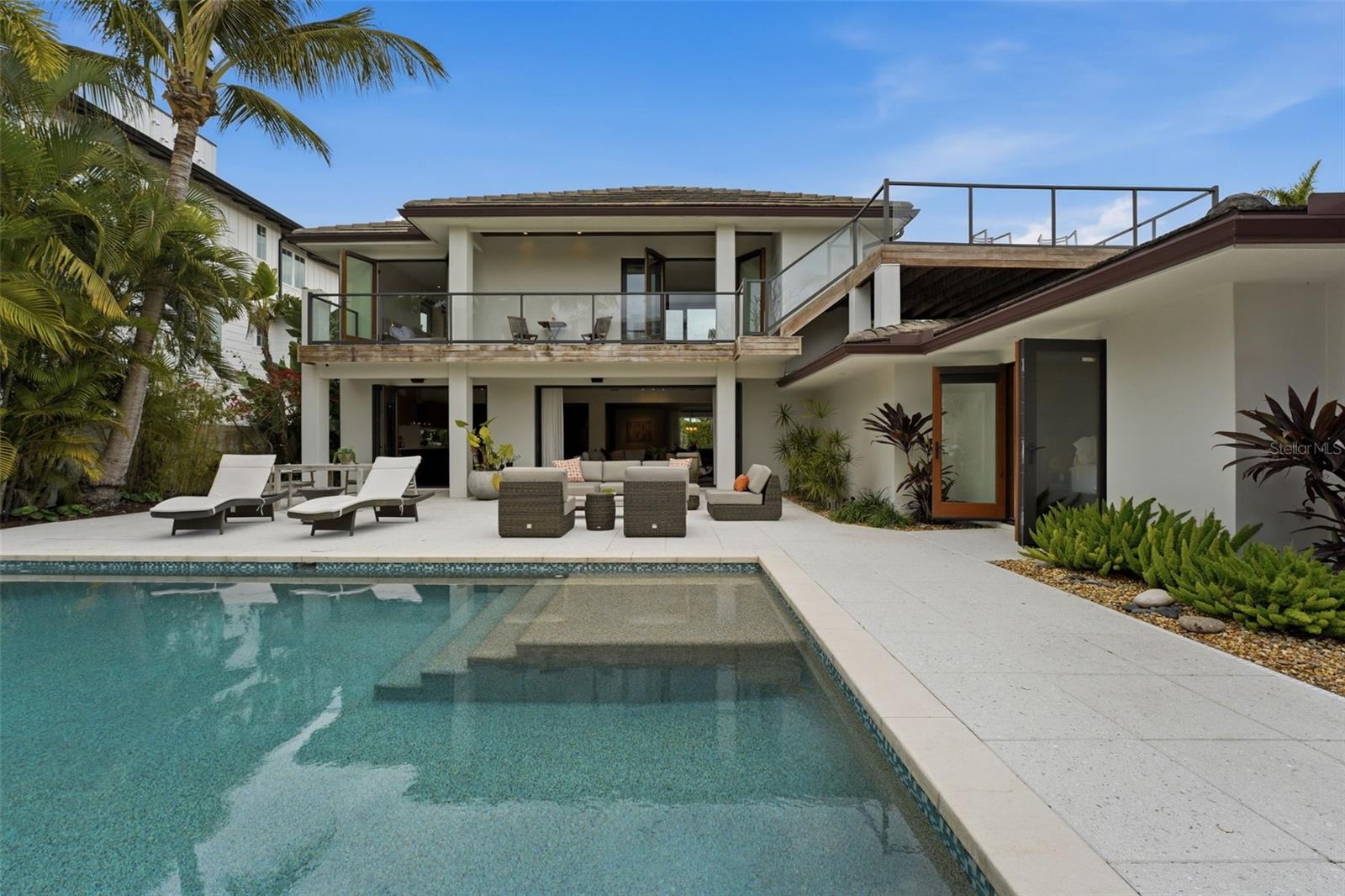 A4681916 Property Photo