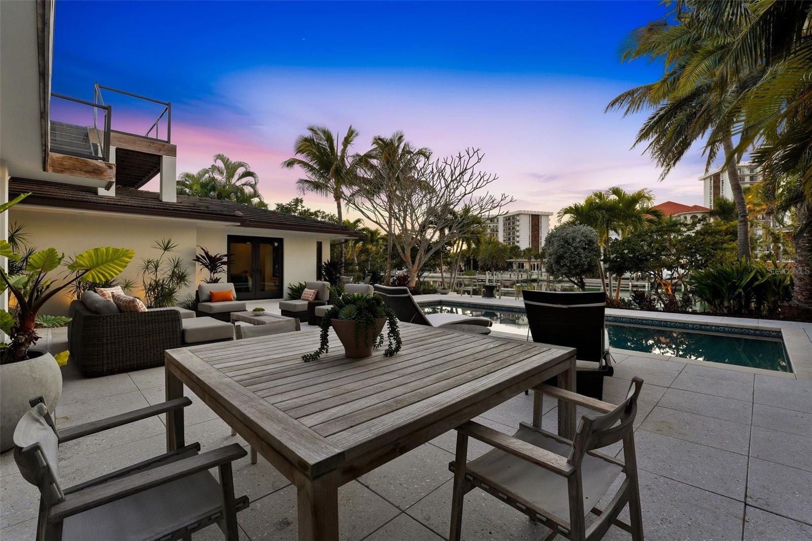 A4681916 Property Photo