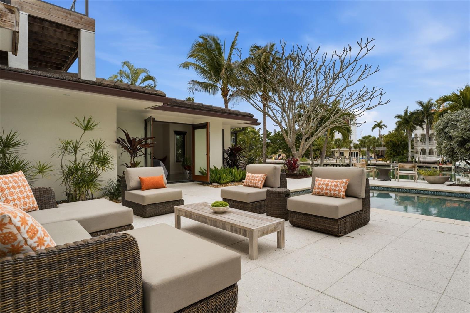 A4681916 Property Photo