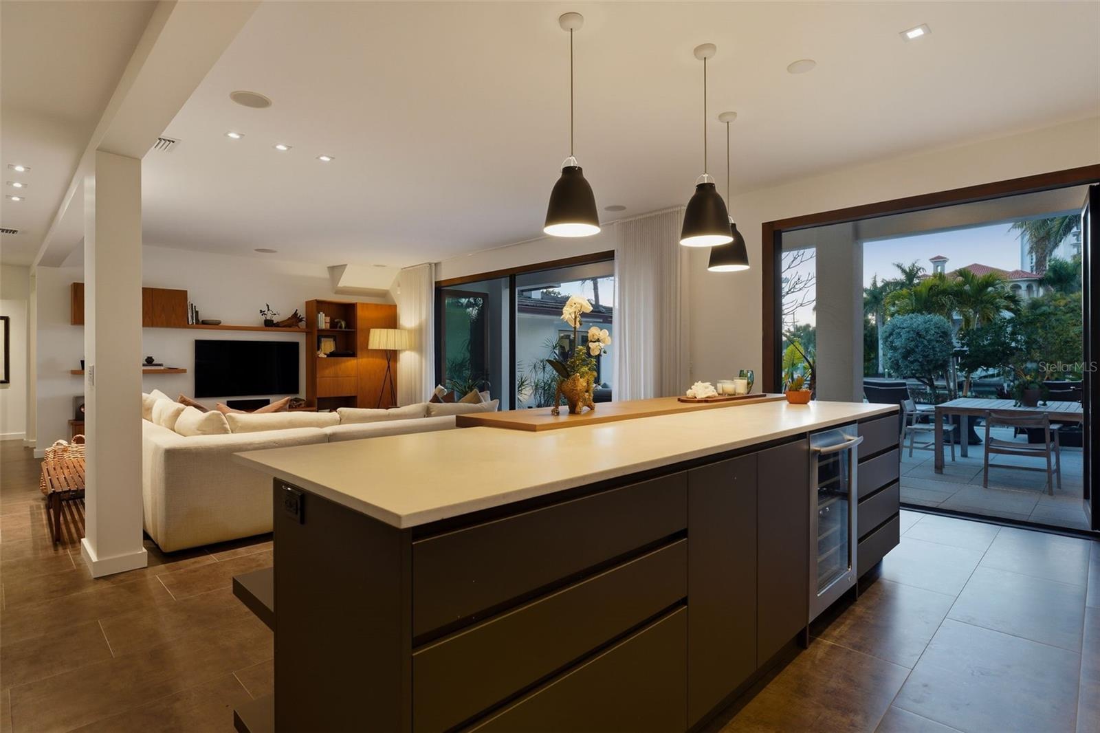 A4681916 Property Photo