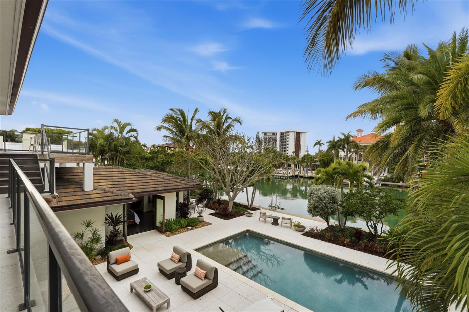 A4681916 Property Photo