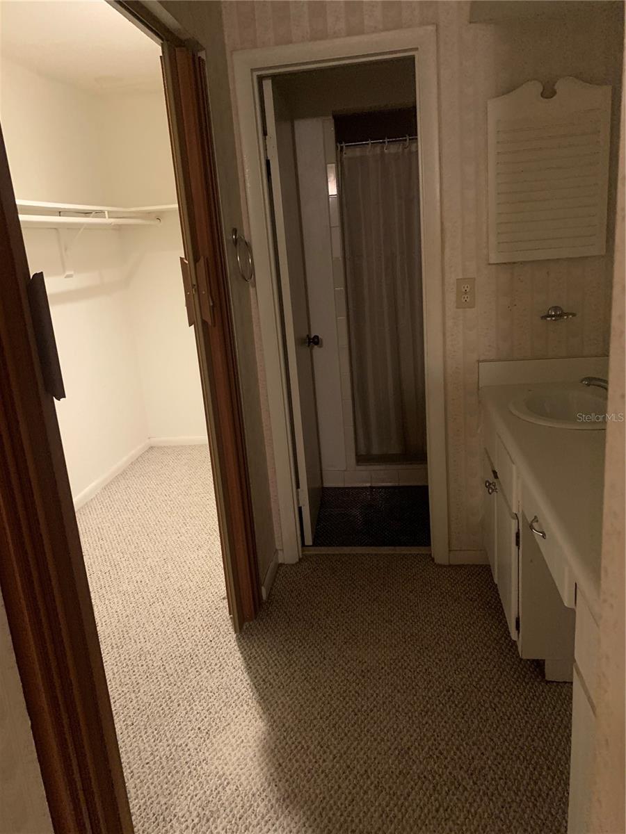 O6381147 Property Photo