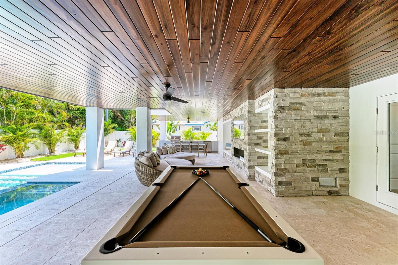 A4681928 Property Photo