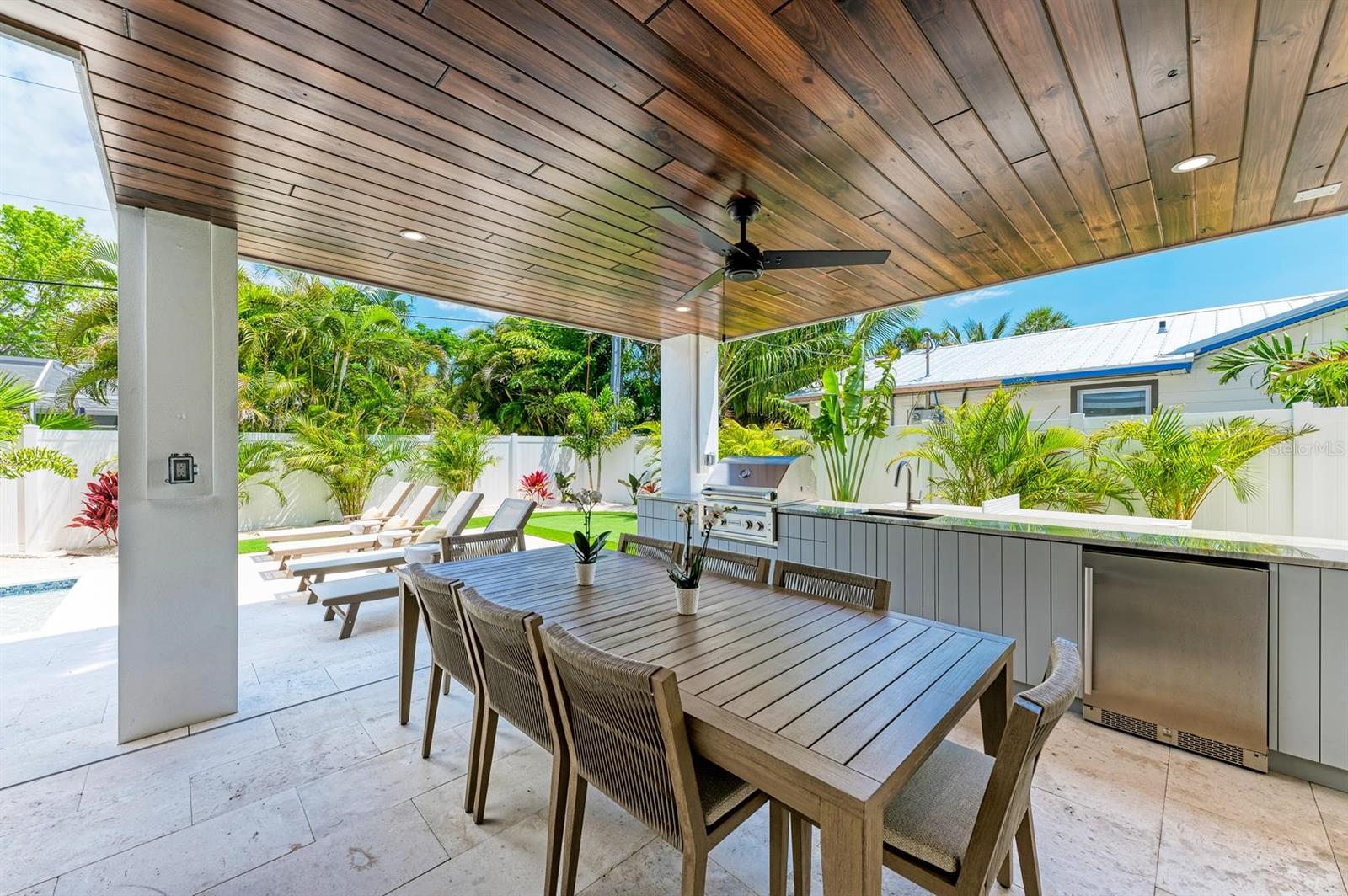 A4681928 Property Photo