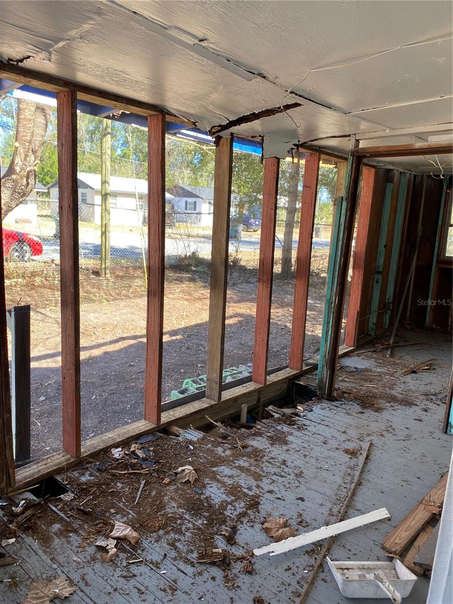 OM718464 Property Photo