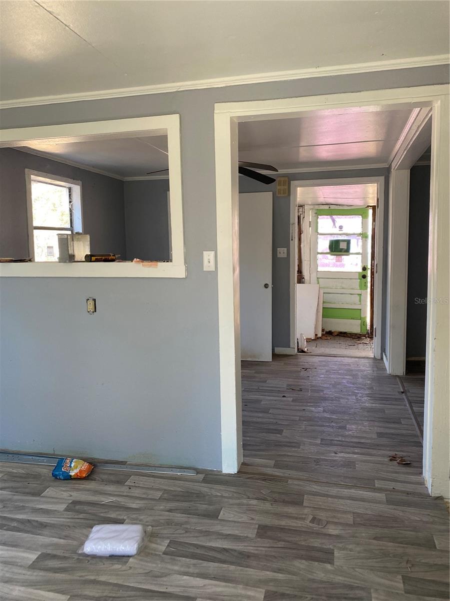 OM718464 Property Photo