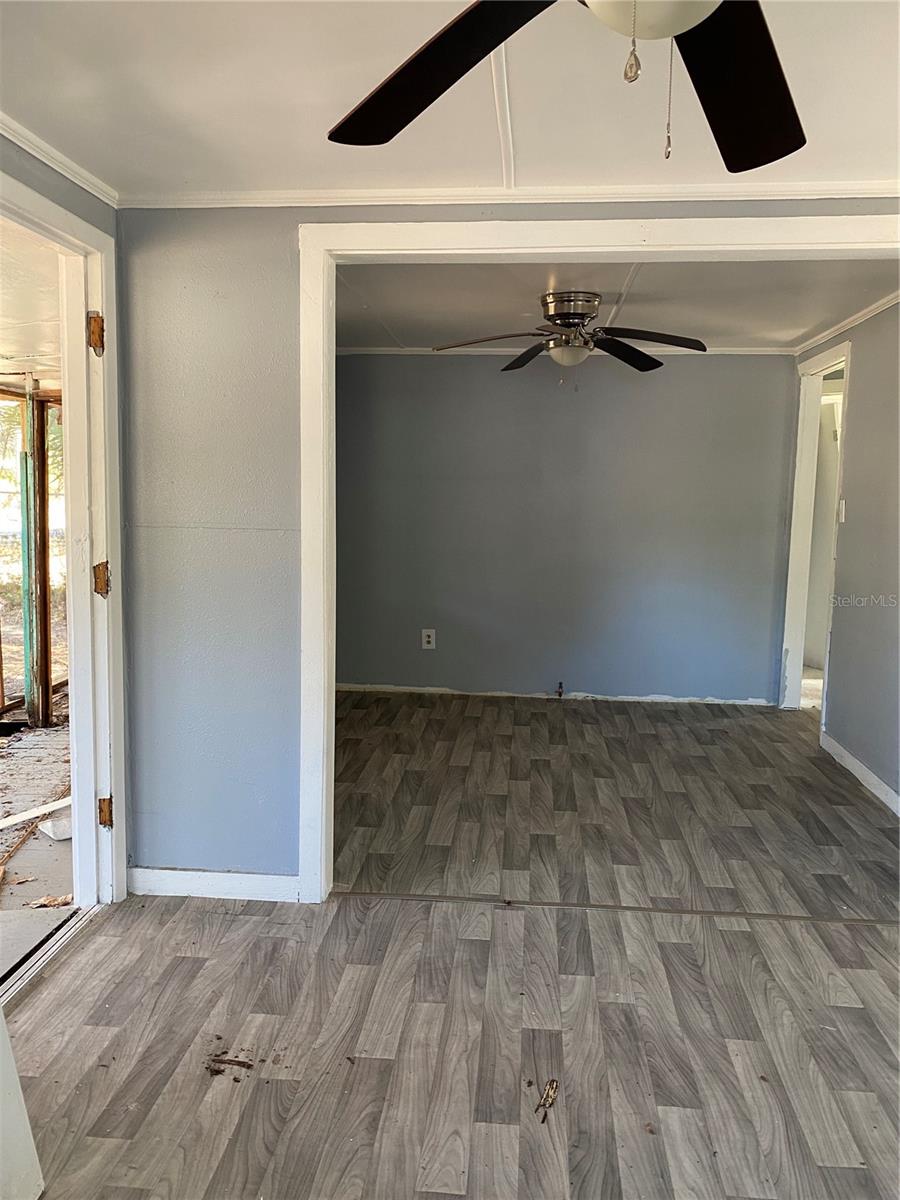 OM718464 Property Photo