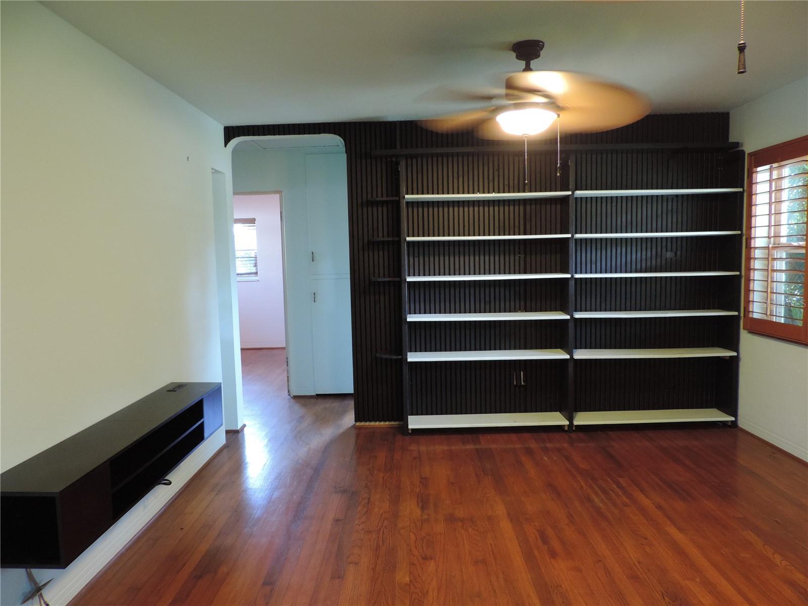 5325 11TH AVE S, GULFPORT, FL, 33707