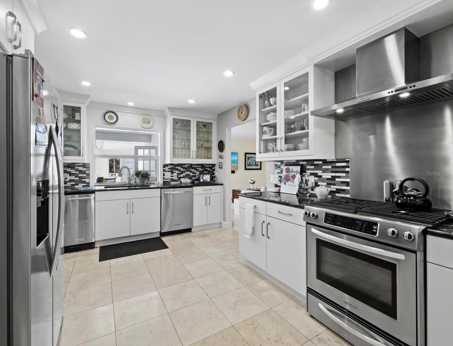 A4681977 Property Photo