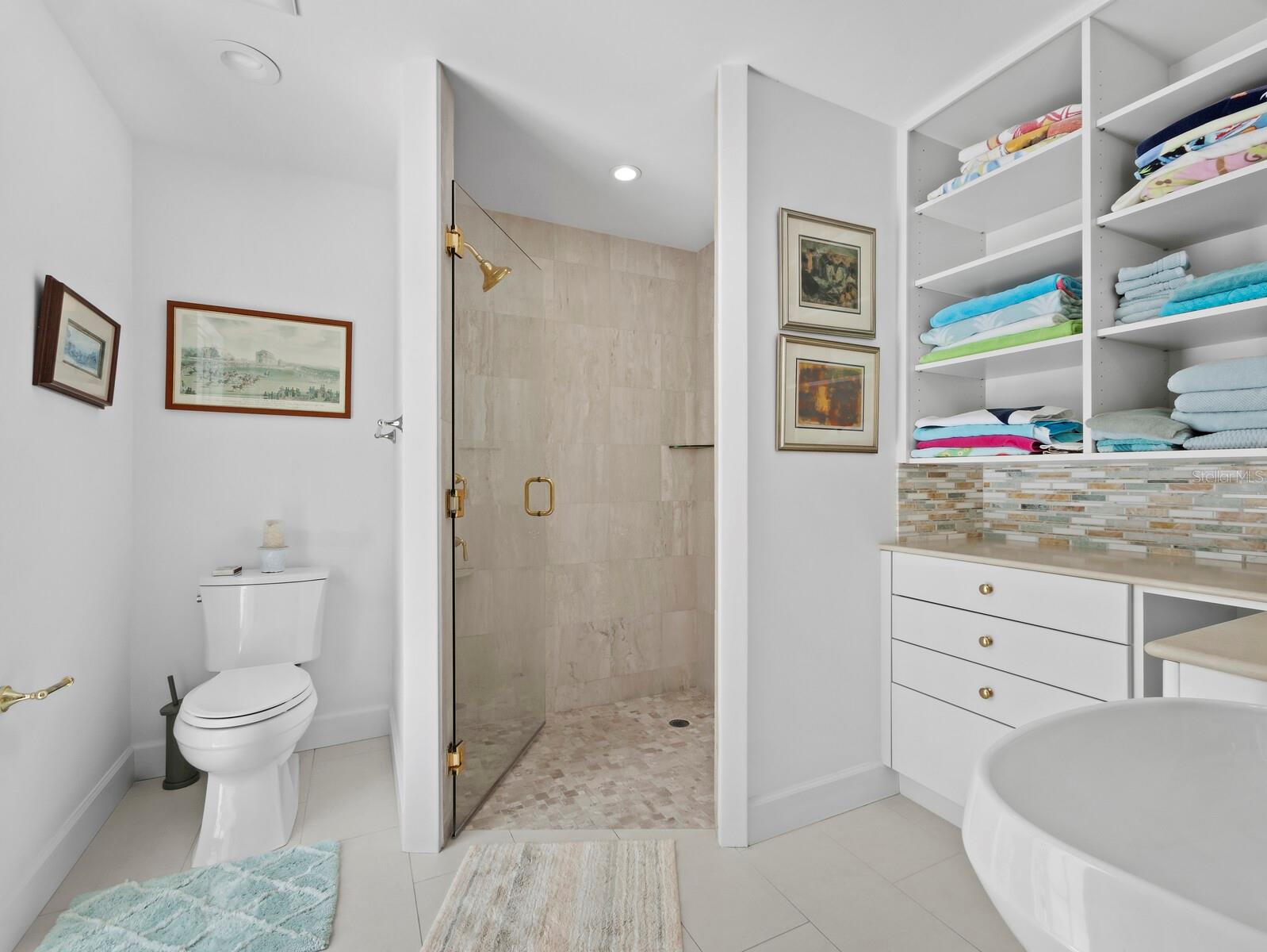 A4681977 Property Photo