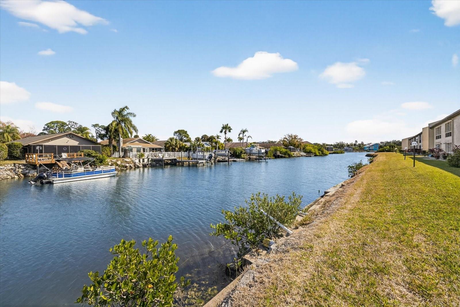 W7882873 Property Photo