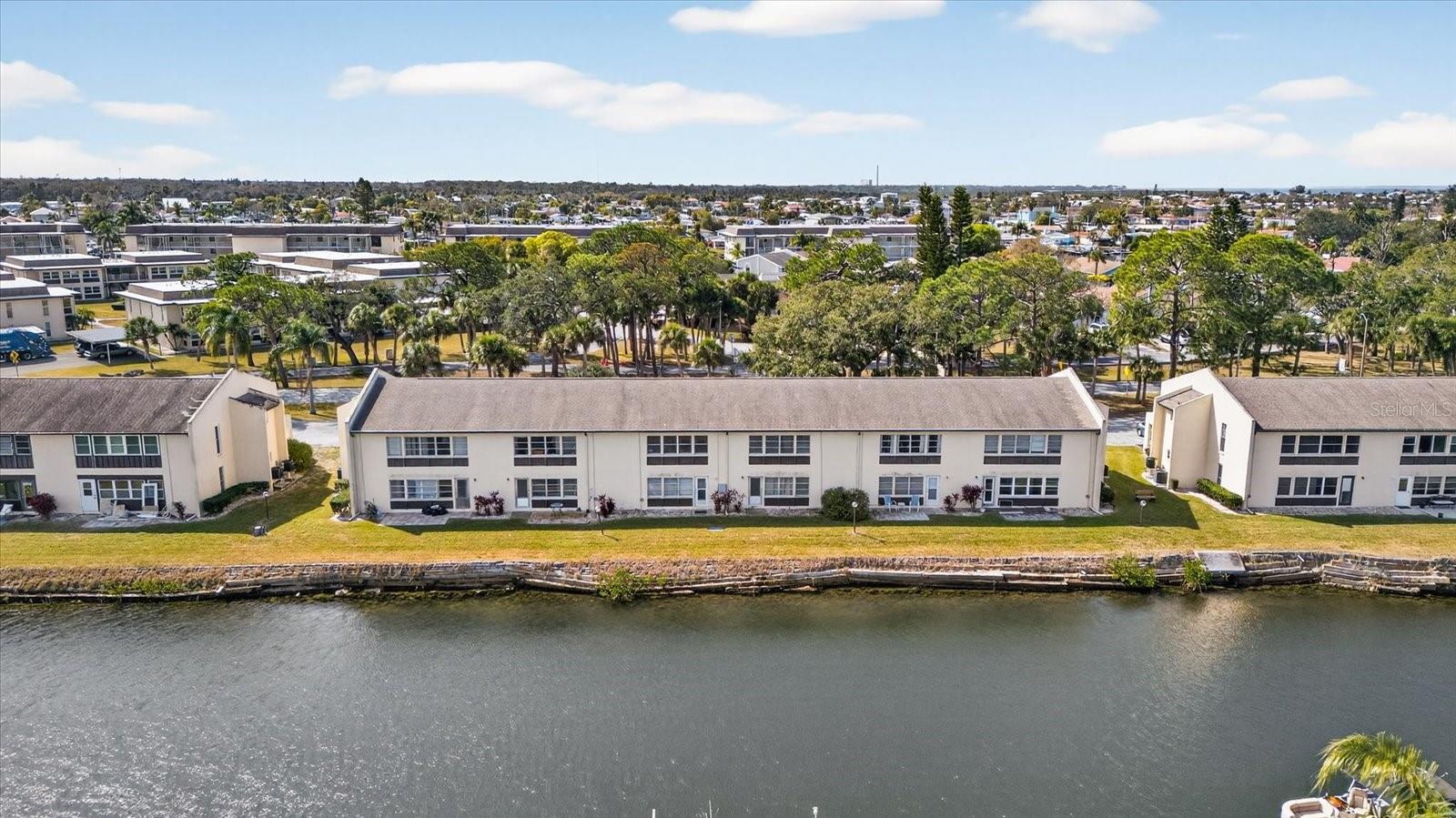 W7882873 Property Photo