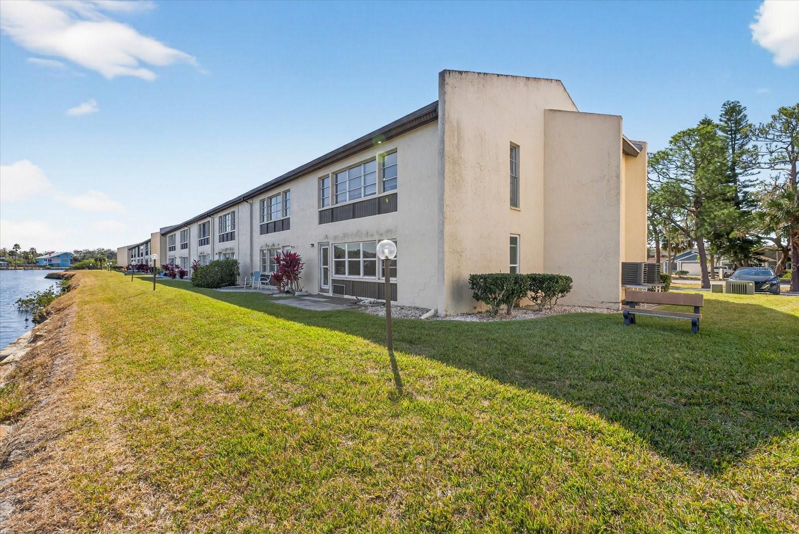 W7882873 Property Photo