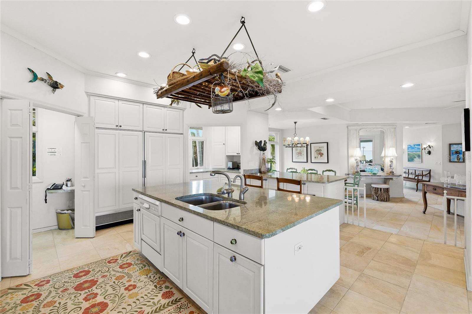 TB8474700 Property Photo