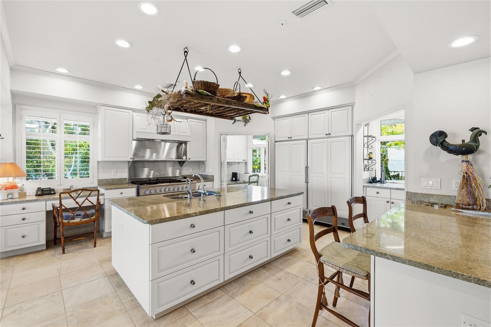 TB8474700 Property Photo