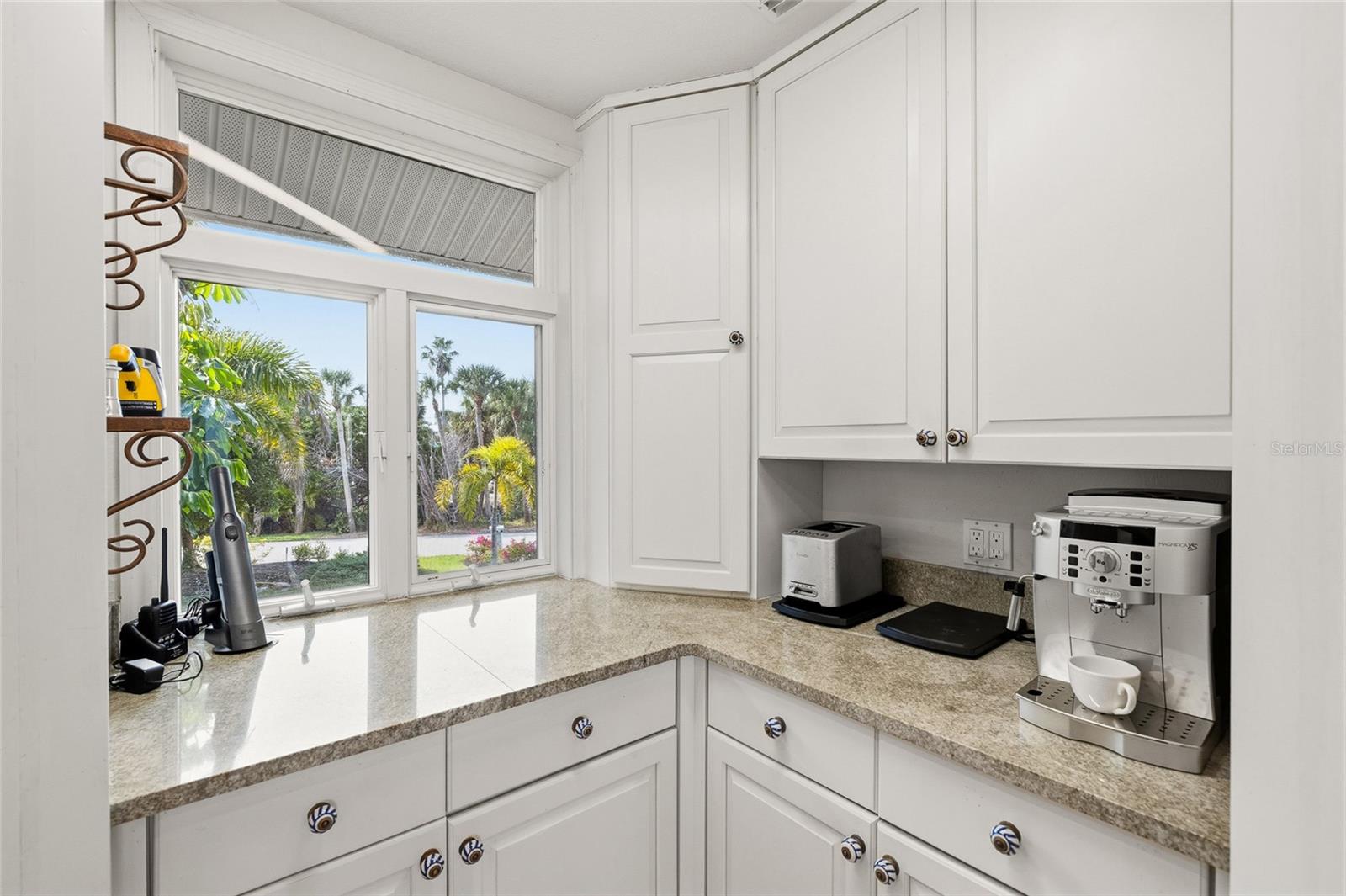 TB8474700 Property Photo