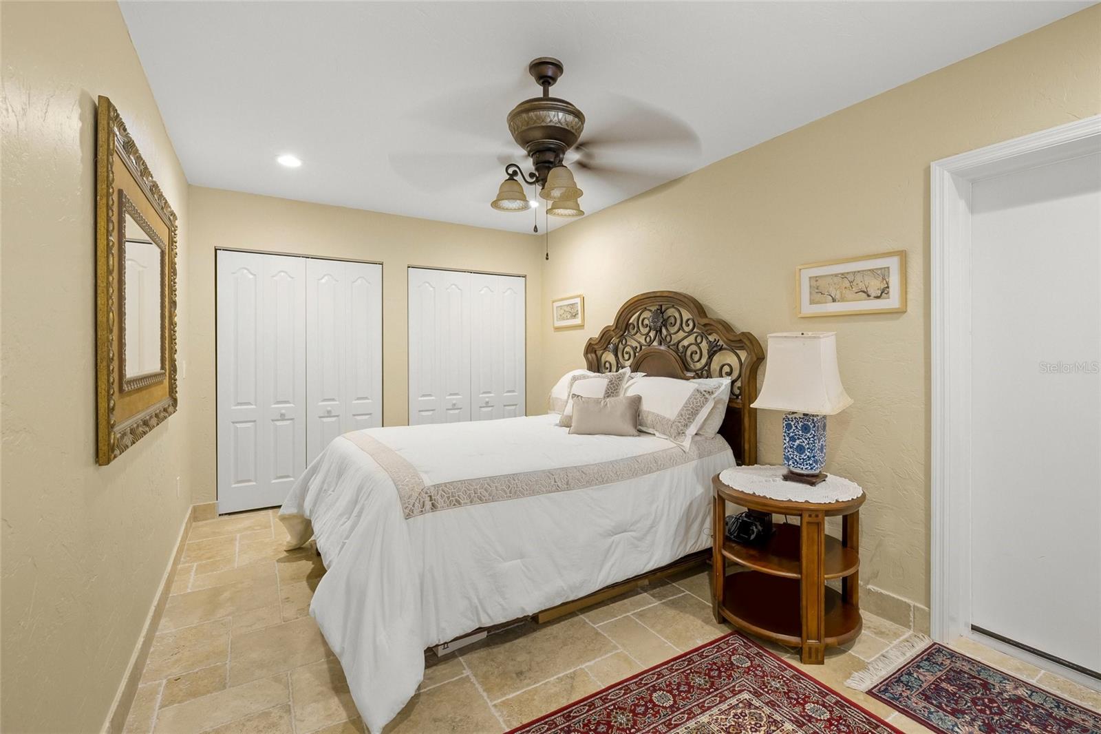 A4681996 Property Photo