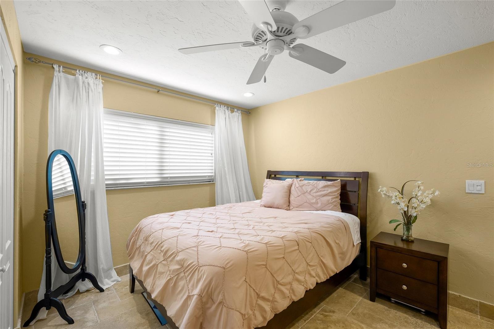 A4681996 Property Photo