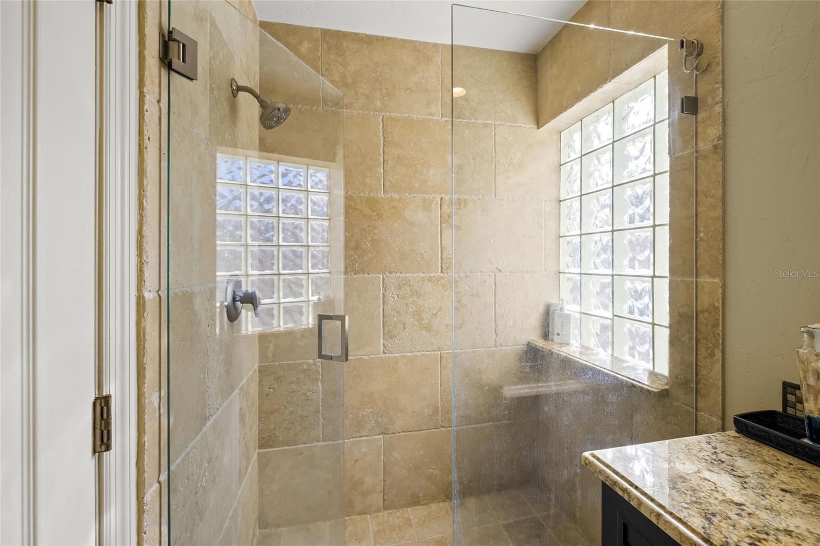 A4681996 Property Photo