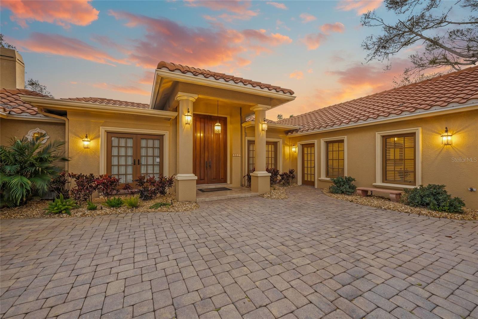 A4681996 Property Photo