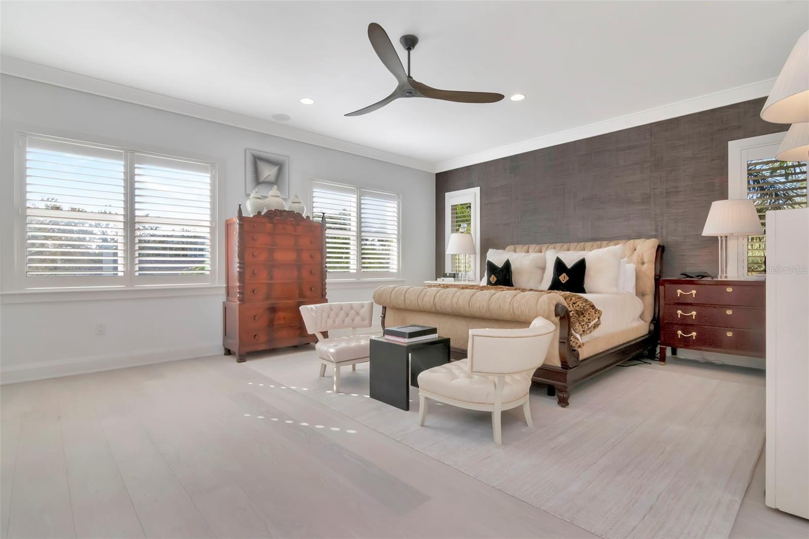 TB8474746 Property Photo