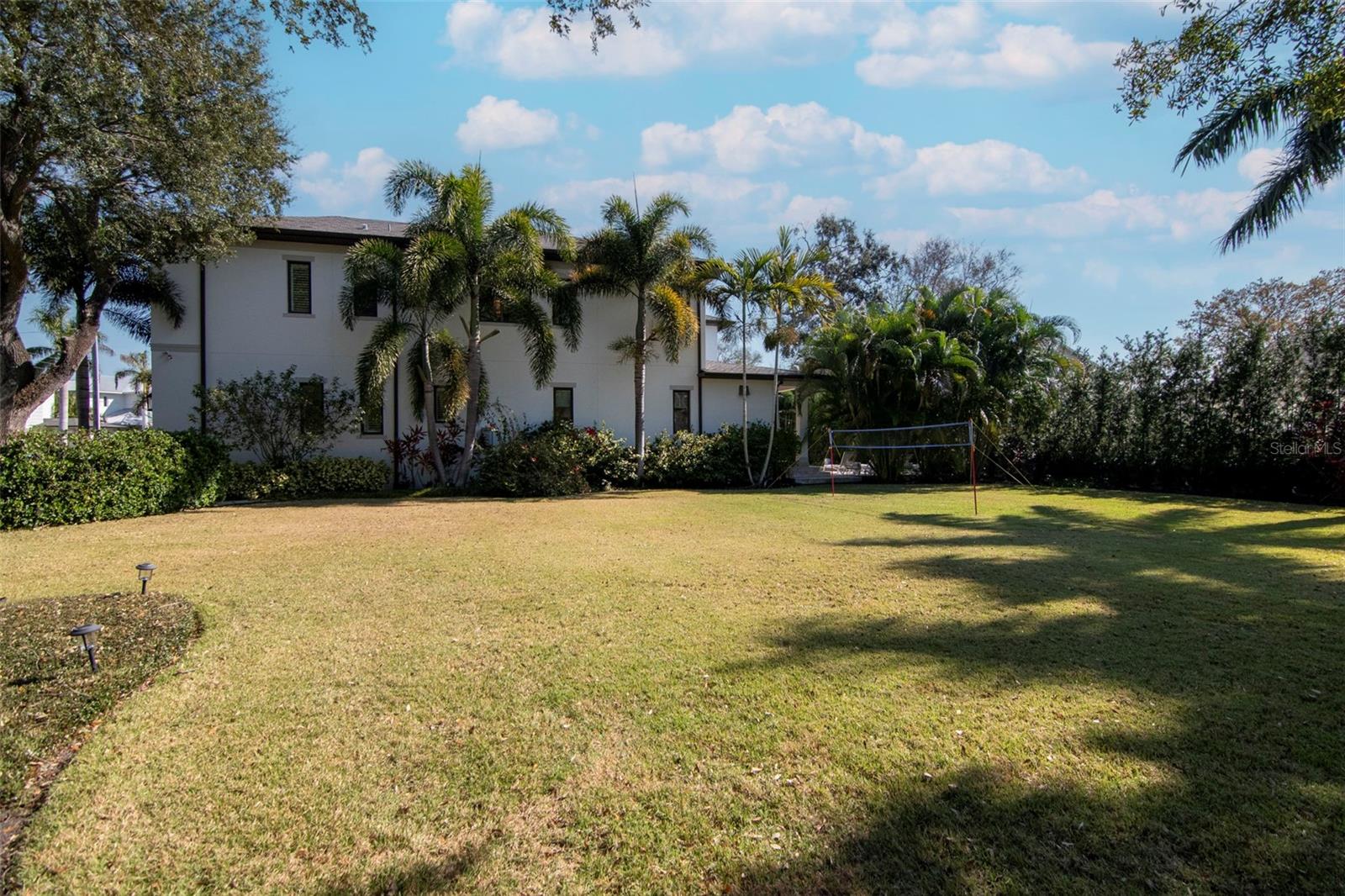 TB8474746 Property Photo