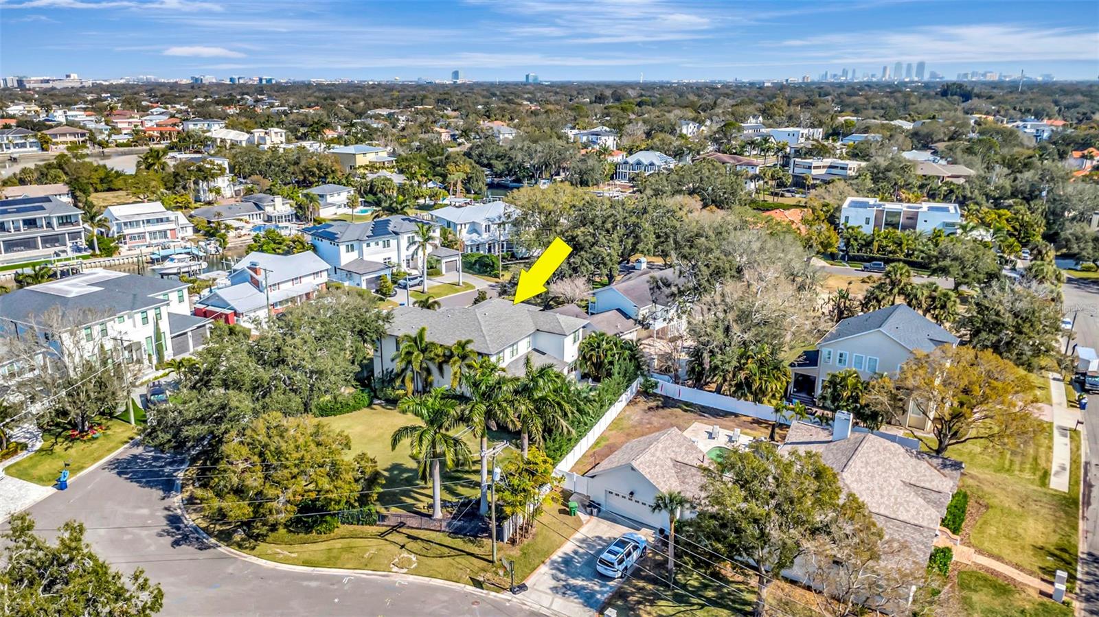 TB8474746 Property Photo