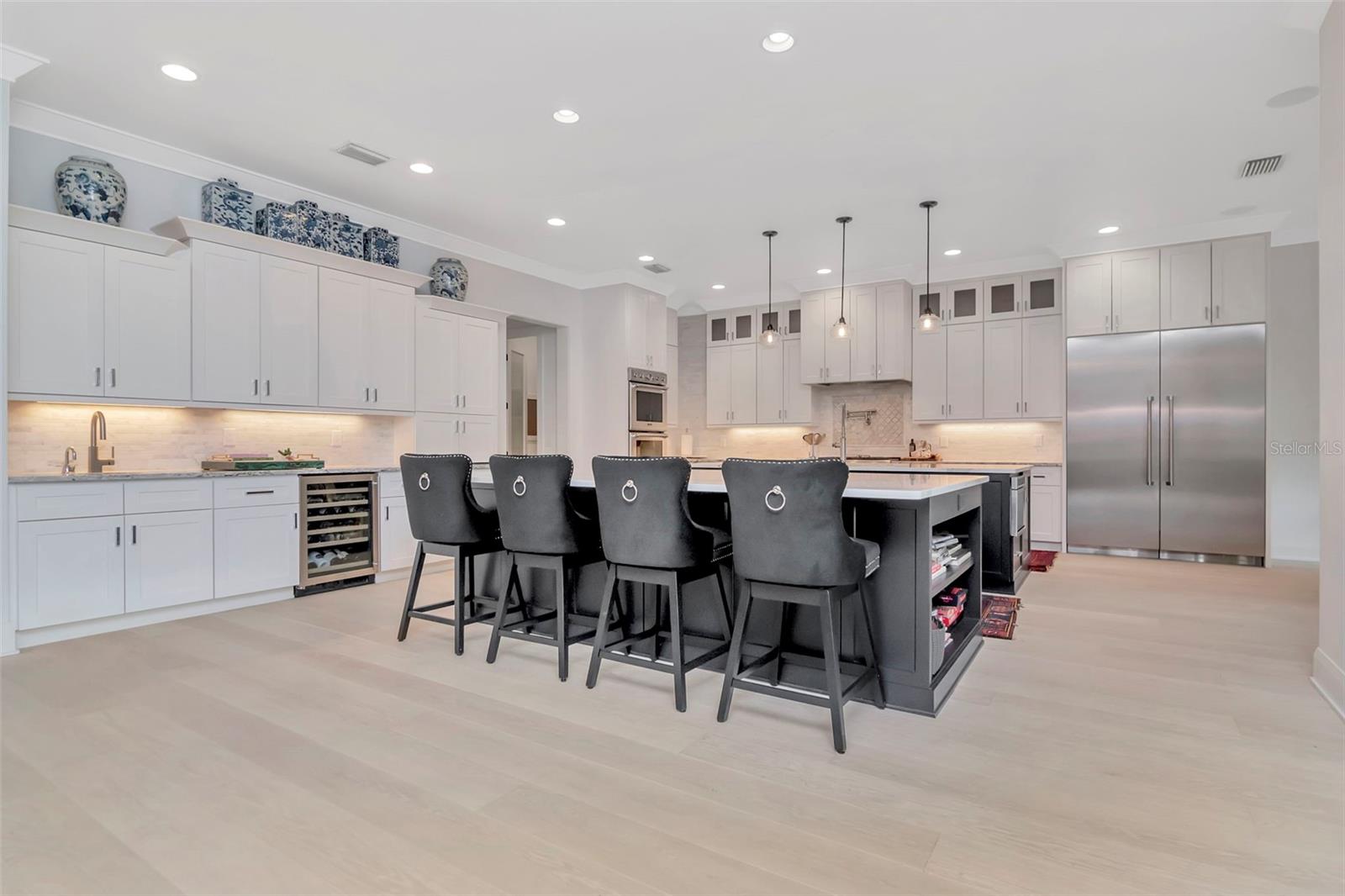 TB8474746 Property Photo