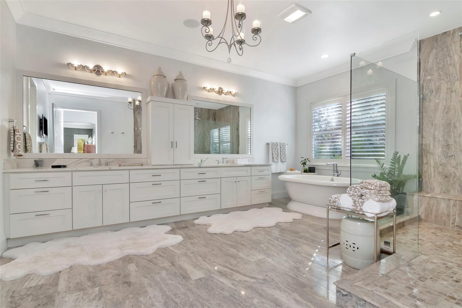 TB8474746 Property Photo