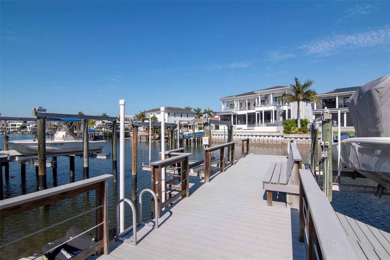 TB8474746 Property Photo