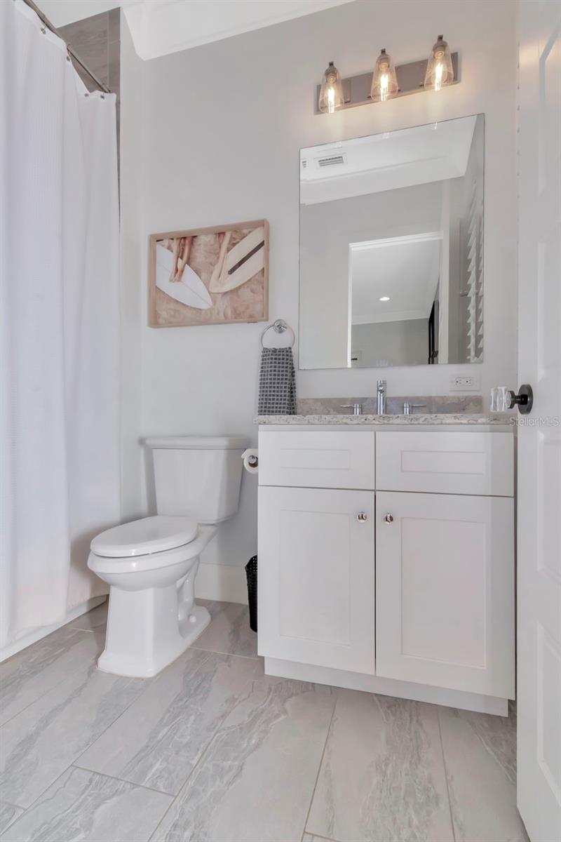 TB8474746 Property Photo