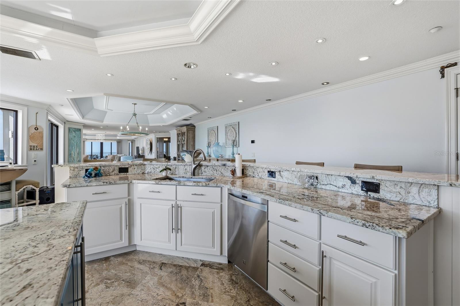 TB8474767 Property Photo