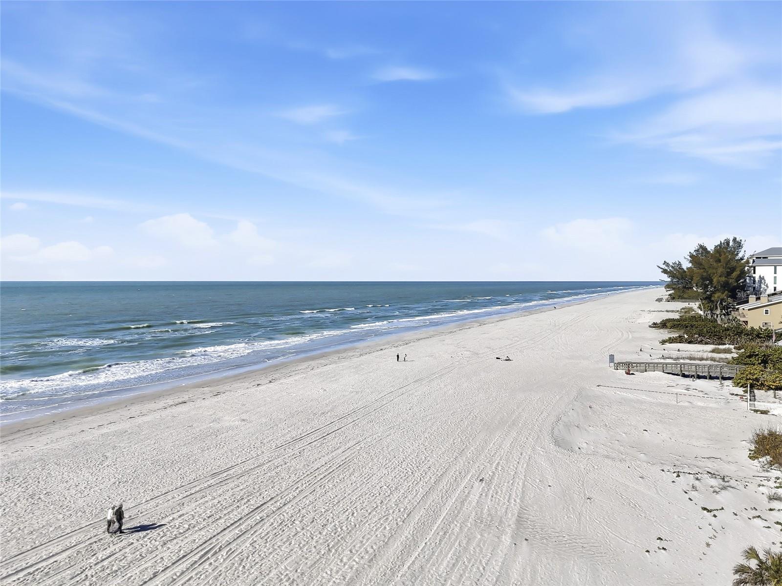 TB8474767 Property Photo