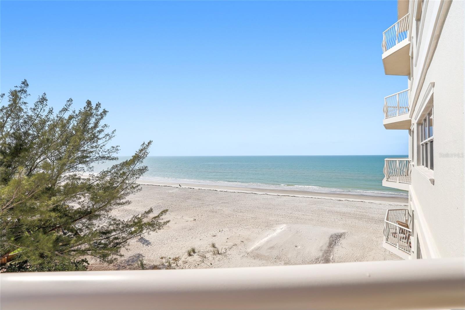 TB8474767 Property Photo