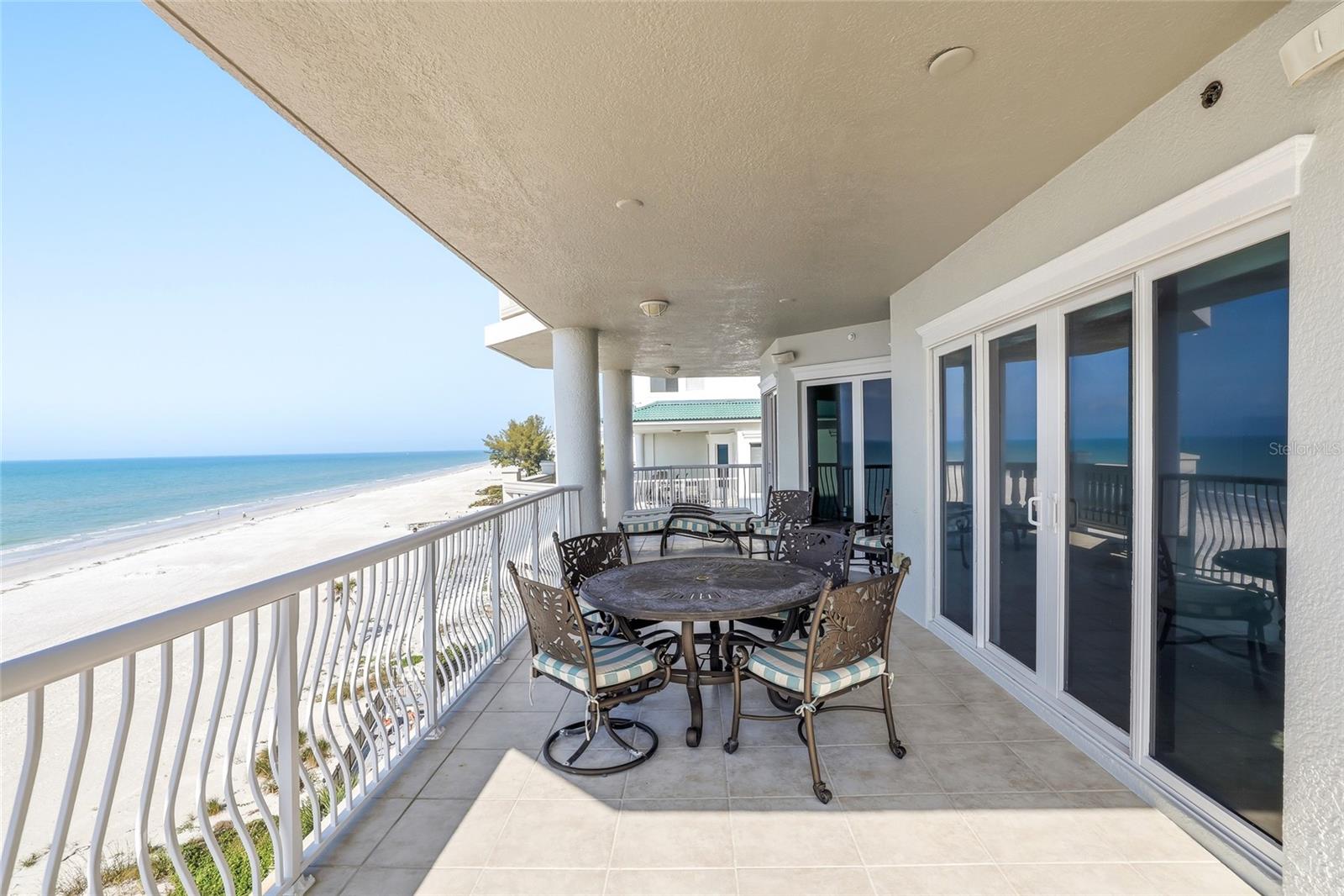 TB8474767 Property Photo