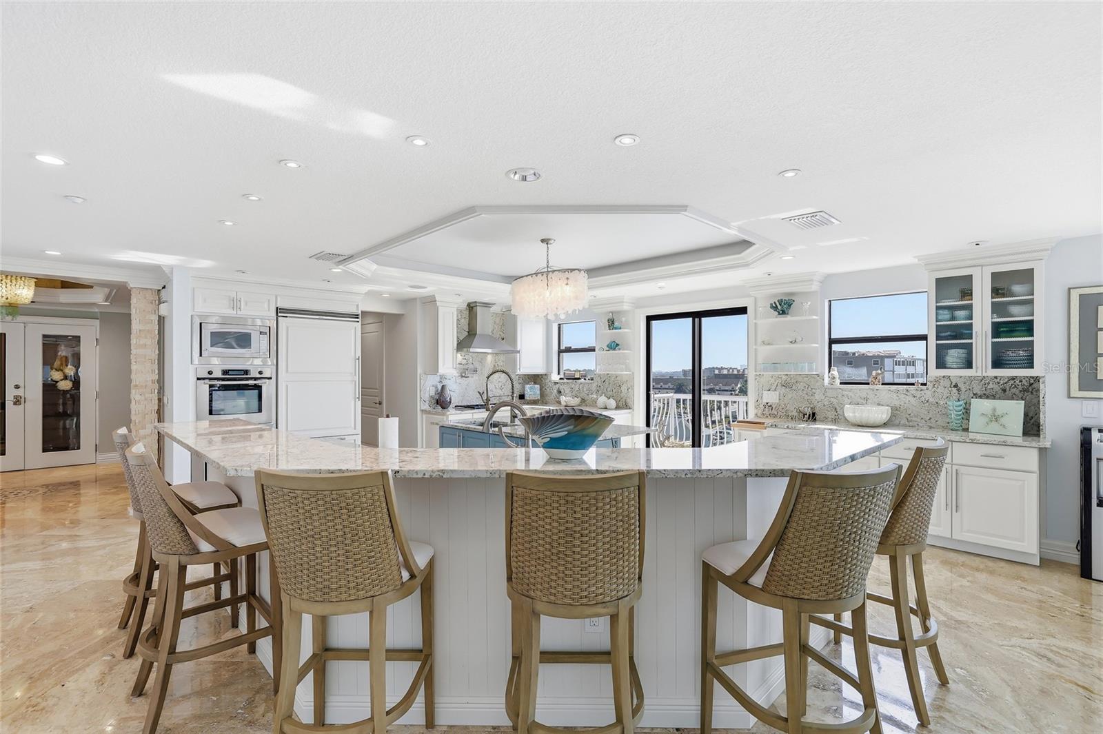 TB8474767 Property Photo