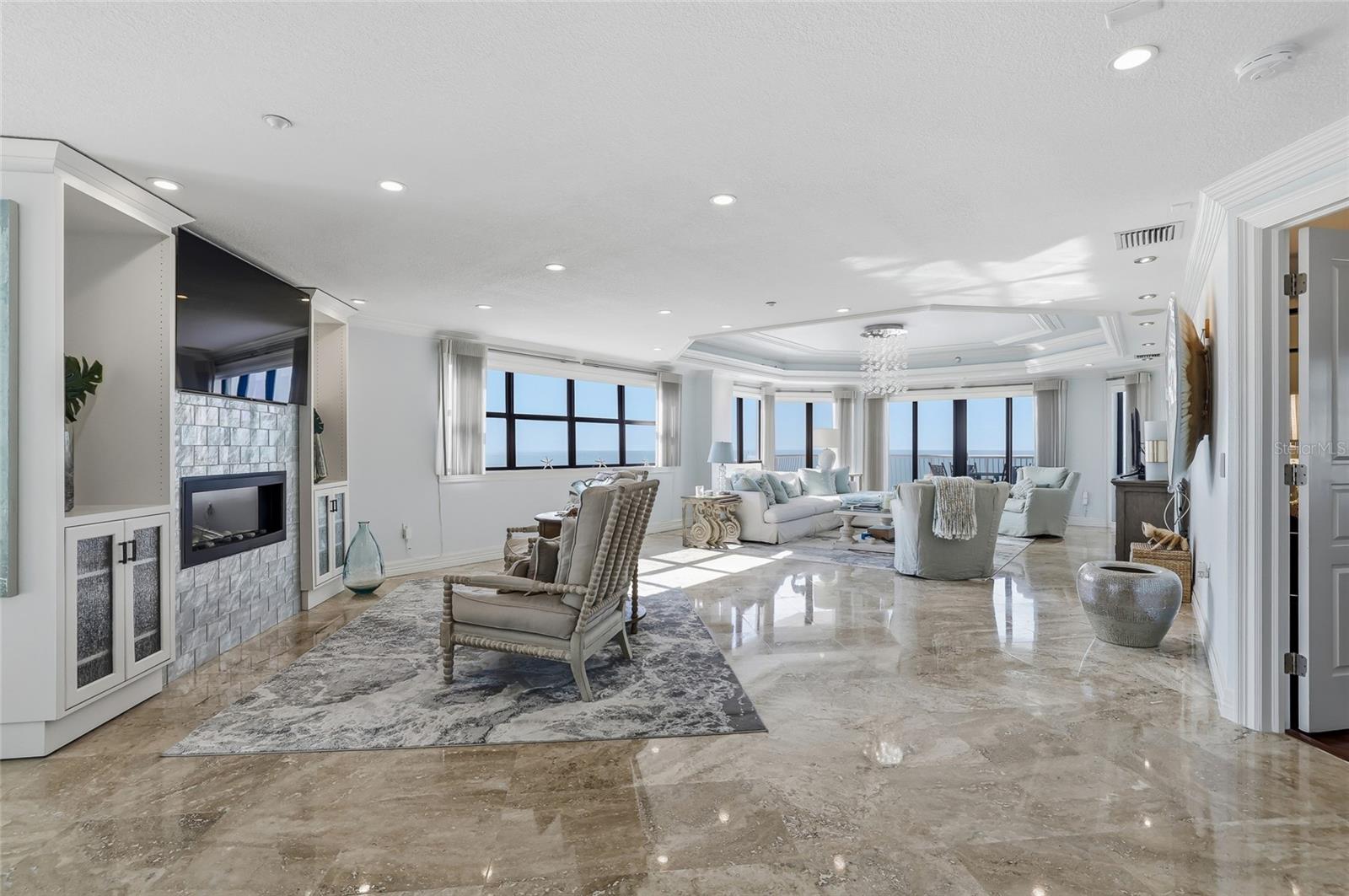 TB8474767 Property Photo