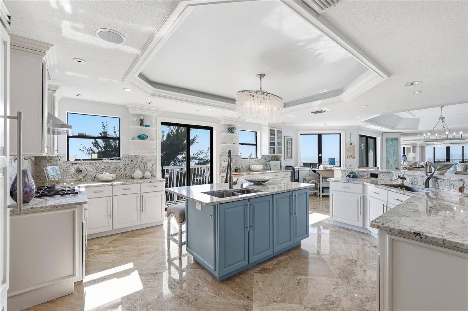 TB8474767 Property Photo