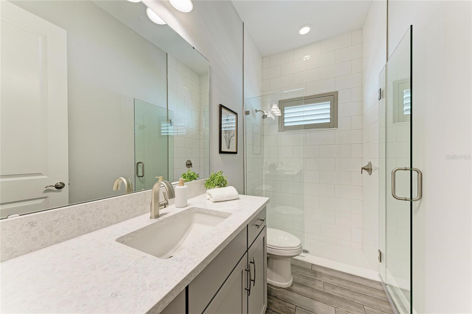 17725 ROOST PL, LAKEWOOD RANCH, FL, 34211