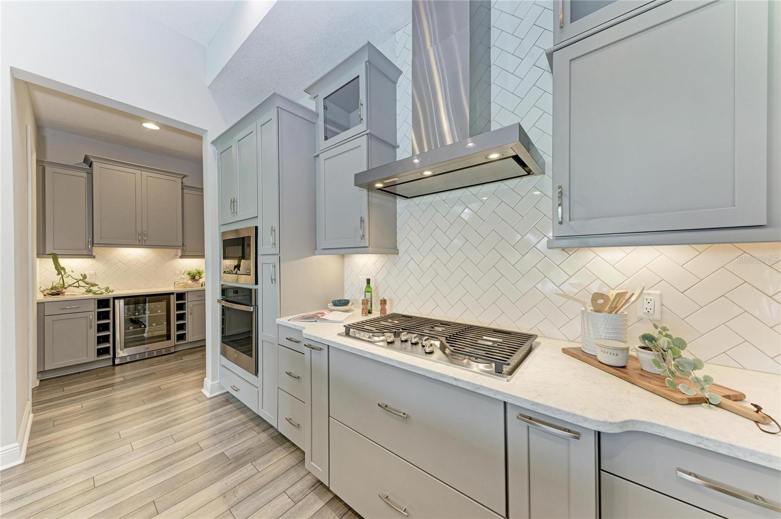 17725 ROOST PL, LAKEWOOD RANCH, FL, 34211