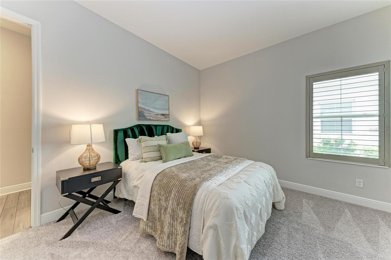 17725 ROOST PL, LAKEWOOD RANCH, FL, 34211