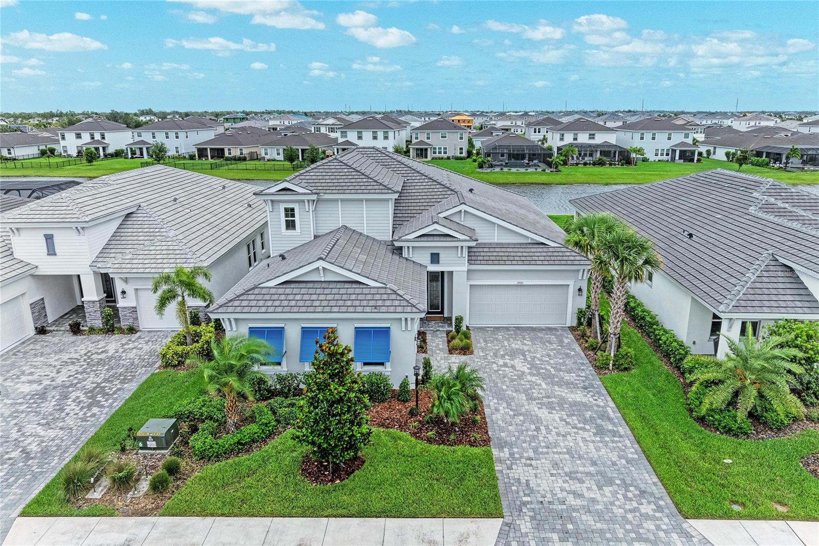 17725 ROOST PL, LAKEWOOD RANCH, FL, 34211