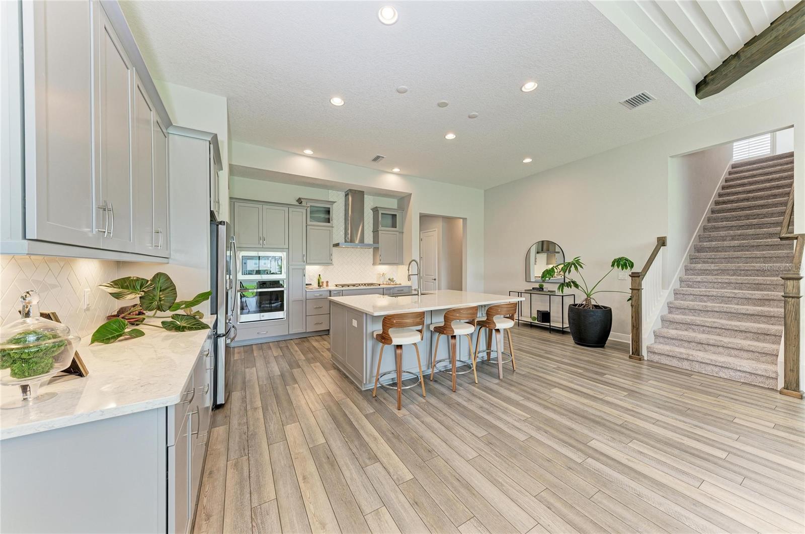 17725 ROOST PL, LAKEWOOD RANCH, FL, 34211