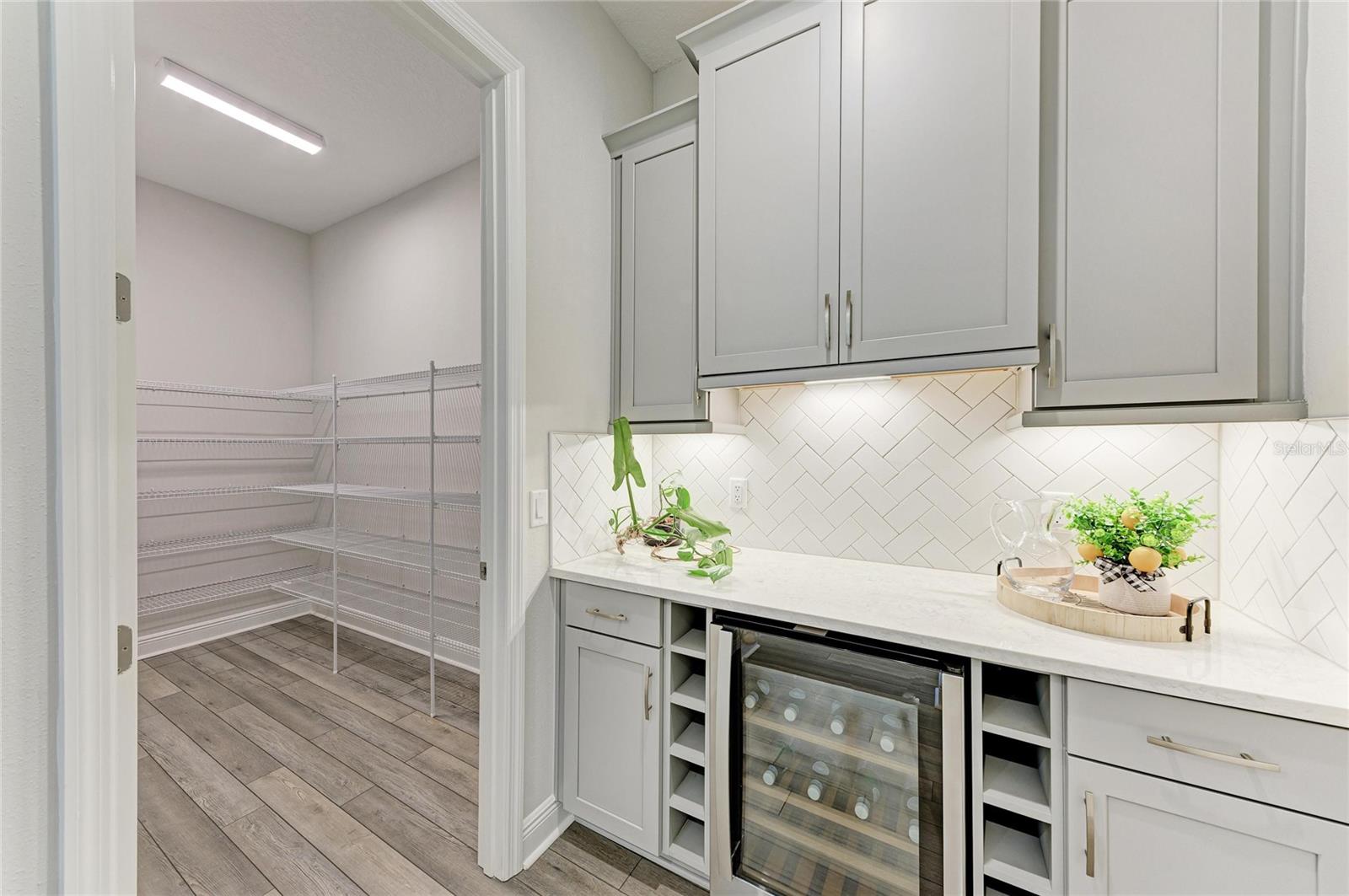 17725 ROOST PL, LAKEWOOD RANCH, FL, 34211