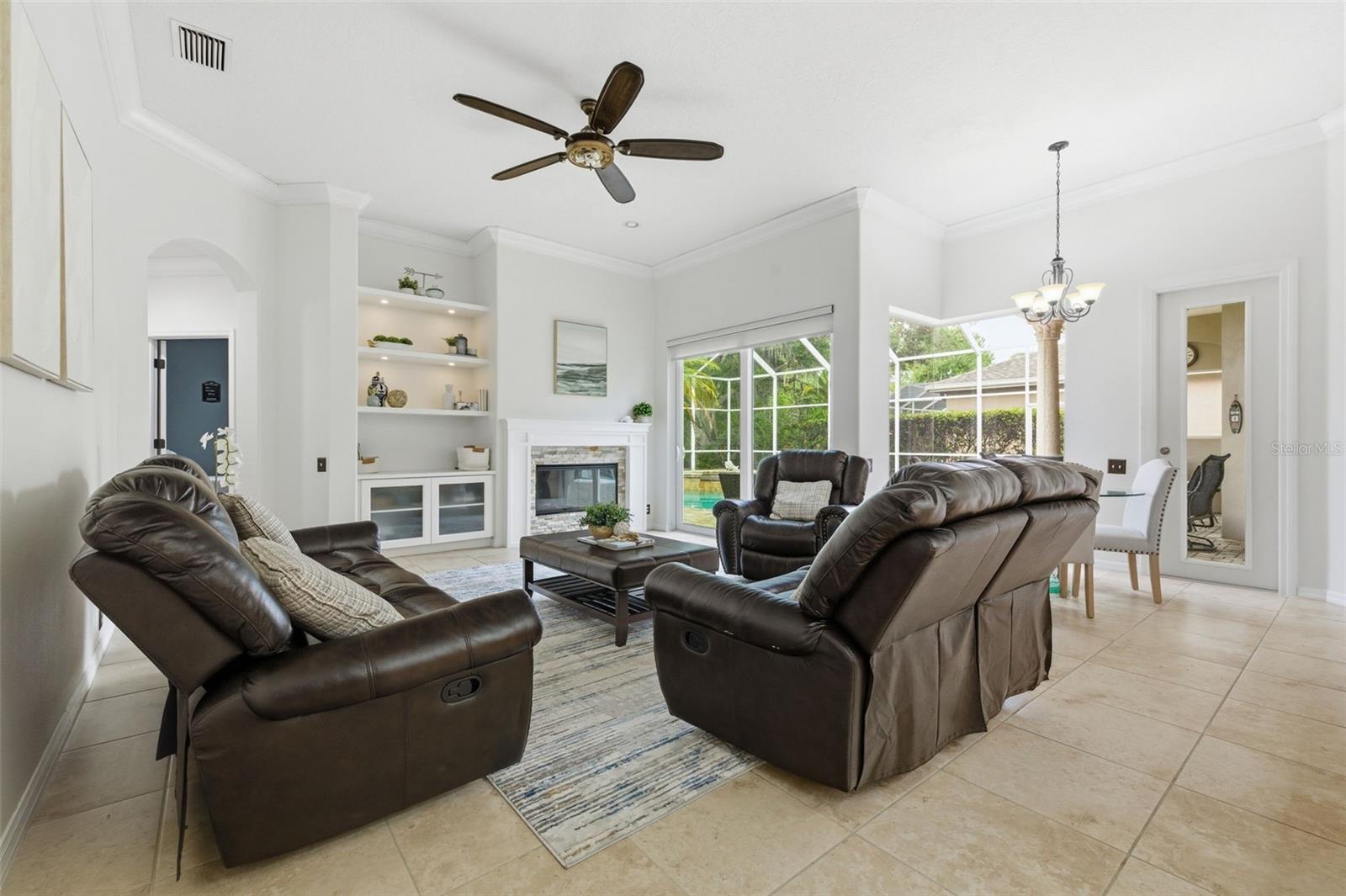 11909 MIDDLEBURY DR, TAMPA, FL, 33626