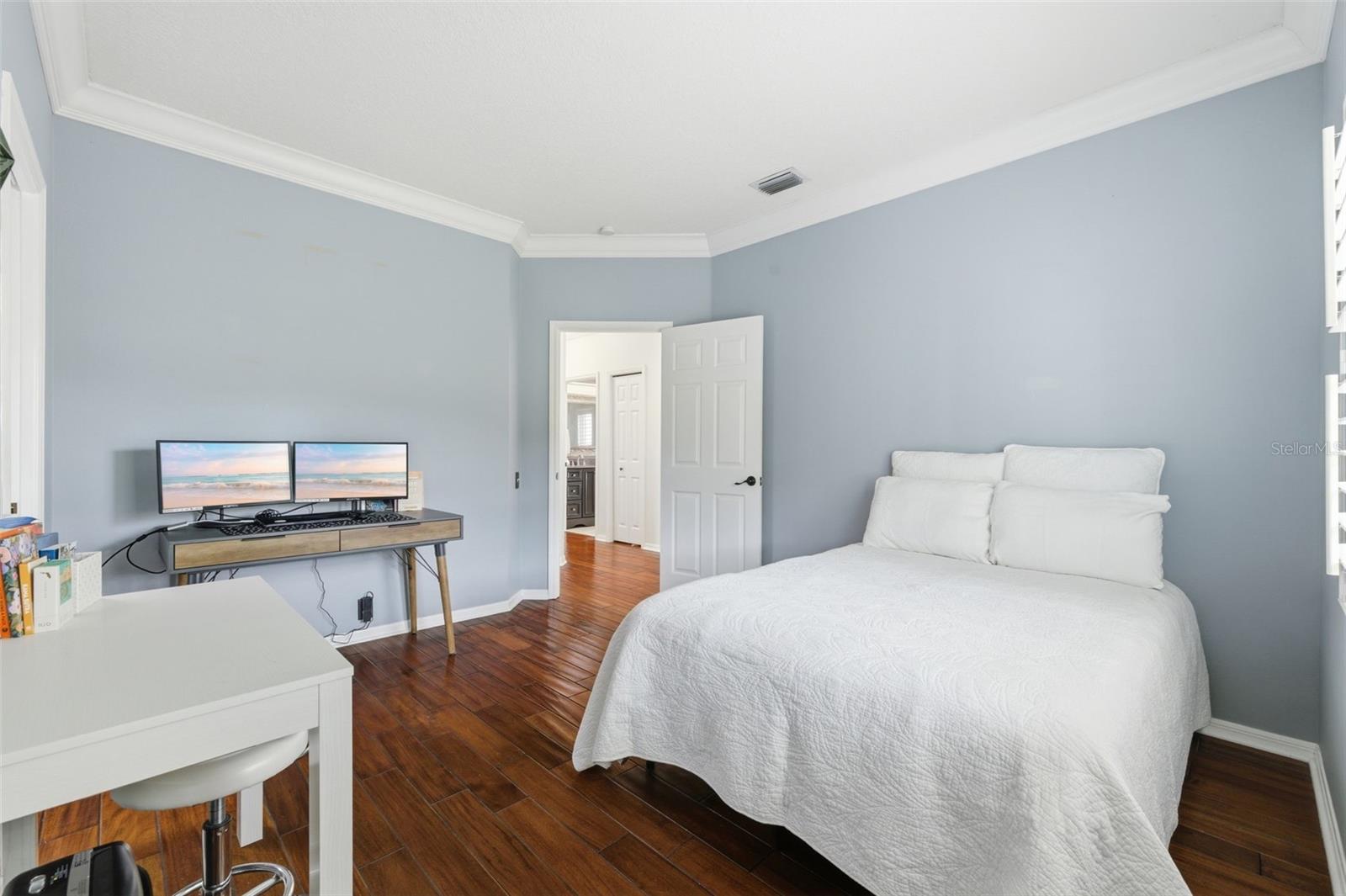 11909 MIDDLEBURY DR, TAMPA, FL, 33626